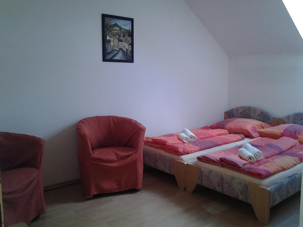 Penzion Richnava Stiavnicke Bane Oda fotoğraf